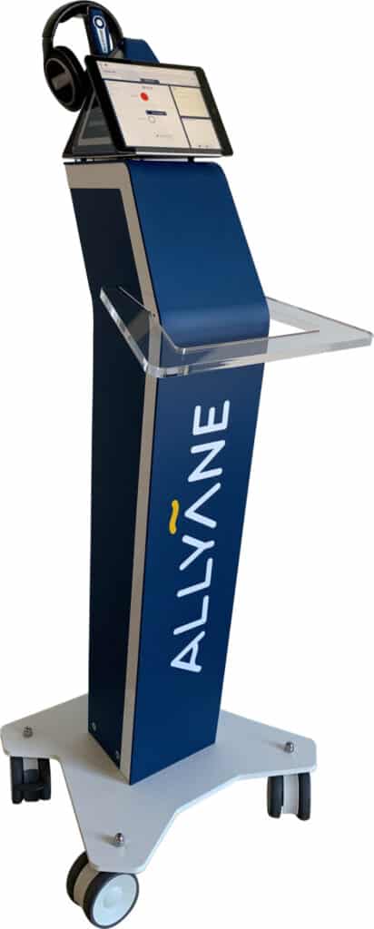 Borne interactive Allyane avec casque et tablette.